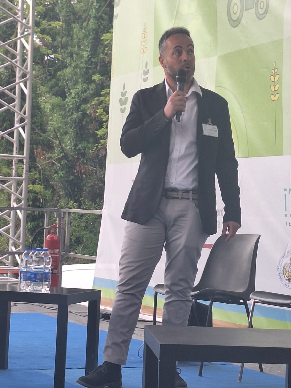 Alessandro Pelliccioni ​Enologo e Project Manager